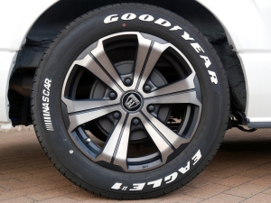 ハイエースバンディーゼル4WD　ベッドキット付き　車中泊