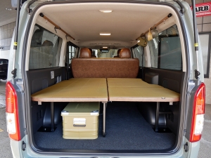 ハイエースバンディーゼル4WD　アースカラーパッケージ6X3アーバンカーキ
