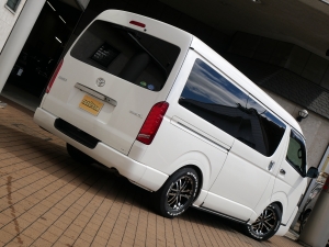 ハイエースバン内装架装ＦＤ－ＢＯＸ１７　車中泊　床張り