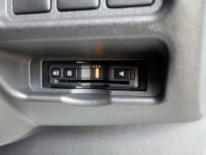 ハイエースバン内装架装ＦＤ－ＢＯＸ１７　車中泊　床張り
