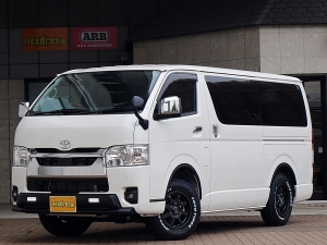 ハイエースＶディーゼル4WD　キャンピング登録　フルフラット