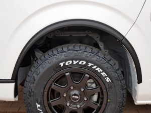 ハイエースバンディーゼル4WD　キャンピング登録　フルフラット