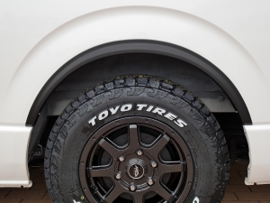 ハイエースバンディーゼル4WD　キャンピング登録　フルフラット