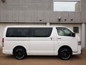ハイエースバンディーゼル4WD　キャンピング登録　フルフラット