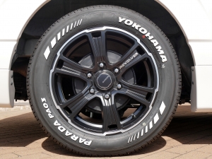 ハイエースバンディーゼル4WD　モデリスタフルエアロ