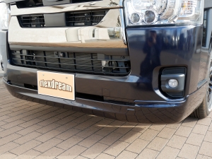 ハイエースバン新車アウトレットディーゼル4WD　ベッド付き　車中泊