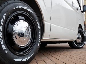 ハイエースバンディーゼル4WD　丸目換装FD-classic