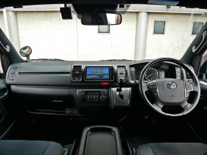 ハイエースバンディーゼル4WD　丸目換装FD-classic