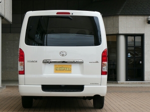 ハイエースバンディーゼル4WD　純正アルミ　TRDスポイラー