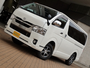 ハイエースバンディーゼル4WD　純正アルミ　TRDスポイラー