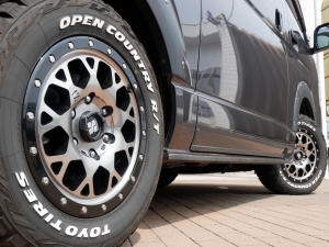 ハイエースバンディーゼル4WD　LINE-X　キャンプ