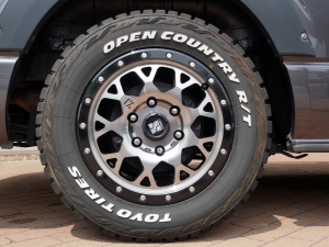 ハイエースバンディーゼル4WD　LINE-X　キャンプ