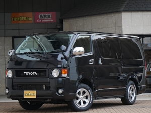 ハイエースバン4ナンバー8人乗り　フラット車中泊