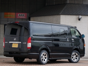 ハイエースバン4ナンバー8人乗り　フラット車中泊