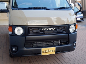 ハイエースバンディーゼル4WD　アースカラーパッケージ6X3アーバンカーキ