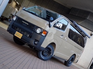 ハイエースバンディーゼル4WD　アースカラーパッケージ6X3アーバンカーキ