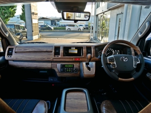 ハイエースバンディーゼル4WD　アースカラーパッケージ6X3アーバンカーキ