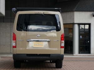 ハイエースバンディーゼル4WD　アースカラーパッケージ4V6ベージュ