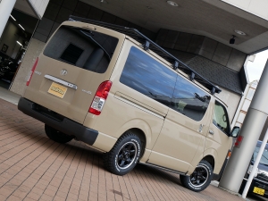 ハイエースバンディーゼル4WD　アースカラーパッケージ4V6ベージュ