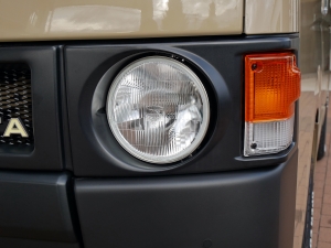 ハイエースバンディーゼル4WD　アースカラーパッケージ4V6ベージュ