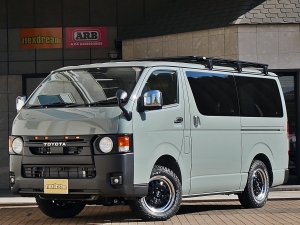 ハイエースバンディーゼル4WD　MONOBOX丸目　ベッドキット