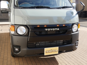 ハイエースバンディーゼル4WD　MONOBOX丸目　ベッドキット