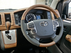 ハイエースバンディーゼル4WD　アースカラーパッケージ4V6ベージュ