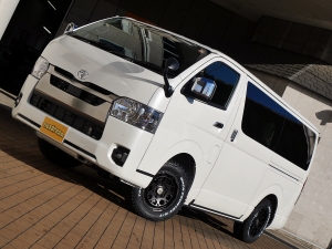 ハイエースバンディーゼル四駆　ベッドキット付き