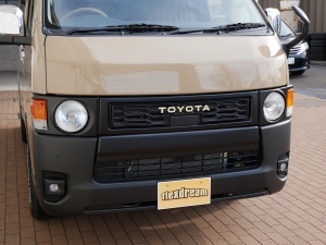 ハイエースバンディーゼル4WD　アースカラーパッケージ4V6ベージュ