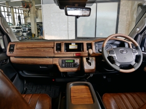 ハイエースバンディーゼル4WD　アースカラーパッケージ4V6ベージュ
