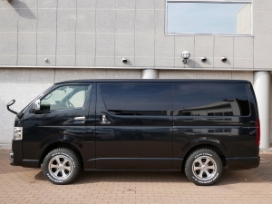 ハイエースバンディーゼル4WD　ベッド付き　車中泊