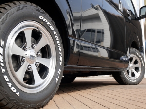 ハイエースバンディーゼル4WD　ベッド付き　車中泊