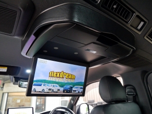 ハイエースバンディーゼル四駆　ベッドキット付き　車中泊