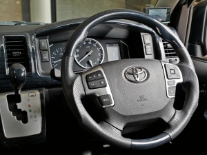 ハイエースワゴン4WD　ワゴンGL　フルフラット