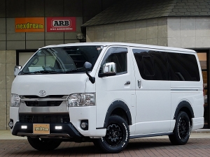 ハイエースＶ ディーゼル4WD　ベッド付き　車中泊