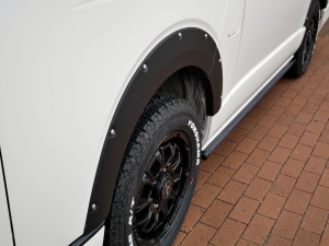 ハイエースバンディーゼル4WD　ベッド付き　車中泊