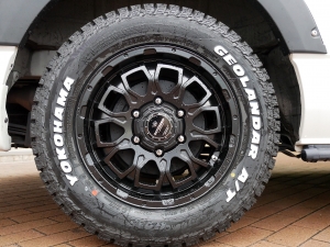 ハイエースバンディーゼル4WD　ベッド付き　車中泊