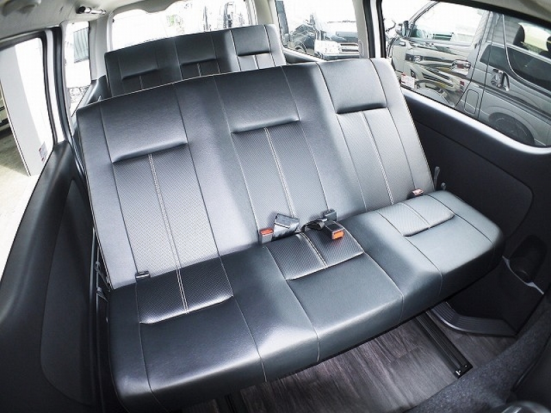 ハイエースバン4型新車 ３０００ディーゼルターボ４ｗｄ ダークプライム カスタムカーギャラリー車両詳細 フレックス ドリーム