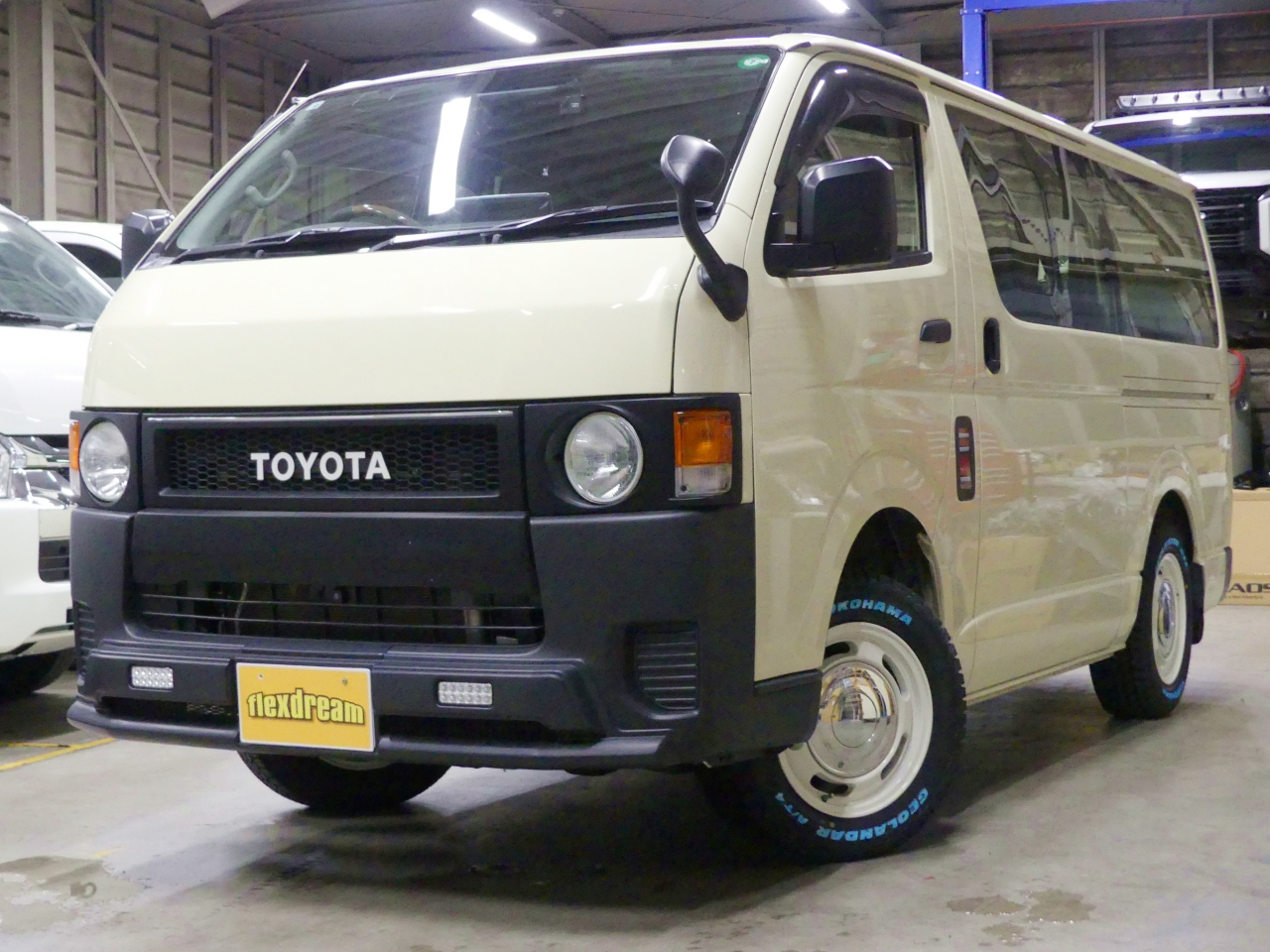 ハイエースバン　４ＷＤ