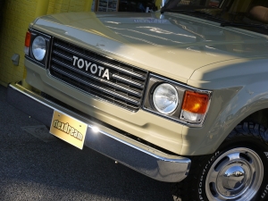 ランクル８０丸目フェイス換装Ver3　ベージュ