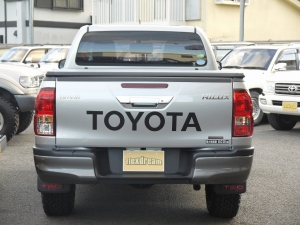 ハイラックスTRD　トノカバー　