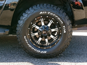 ハイラックスサーフブラック　RZN215　パートタイム4WD　