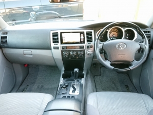 ハイラックスサーフブラック　RZN215　パートタイム4WD　