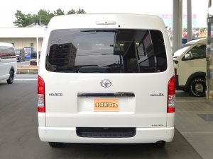 ハイエースバン４ＷＤ　内装架装ＦＤ－ＢＯＸ Ｖ０９