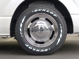 ハイエースバン４ＷＤ　内装架装ＦＤ－ＢＯＸ Ｖ０９