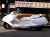 バイクビックスクーター 人気カラー：シロ