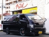 ハイエースバン超低走行４０００ｋｍ　フルエアロ　ベッドキット