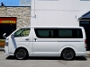 ハイエースバン4型新車　シーケンシャル６AT