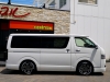 ハイエースバン4型新車　シーケンシャル６AT　ダークプライム