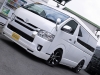 ハイエースワゴン６AT　ＦＤ－ＢＯＸ２Ｔ　前向き９名